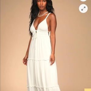 Brand new maxi dress from Lulus boutique. Bought for bridal pictures.